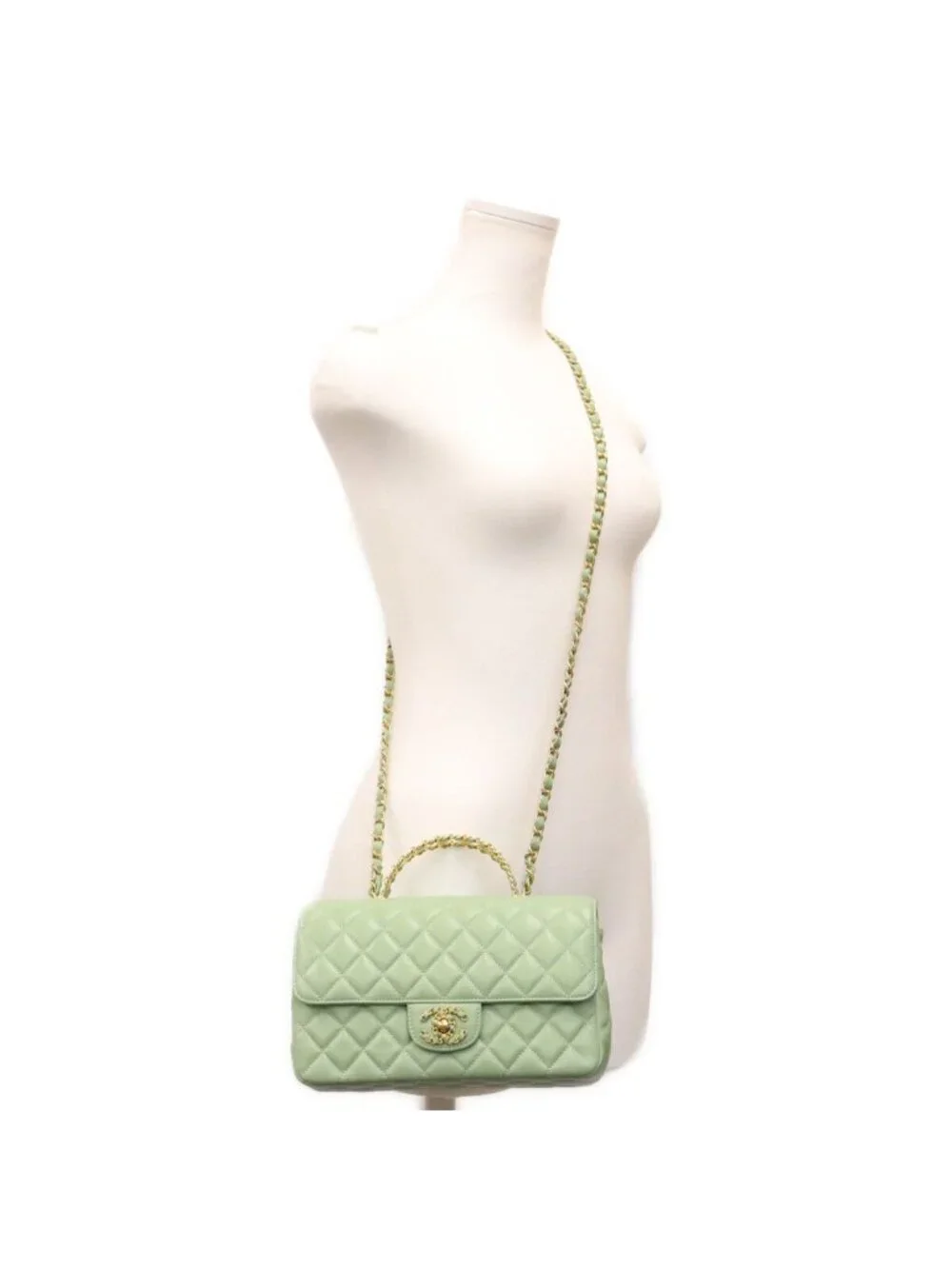 Chanel type mint